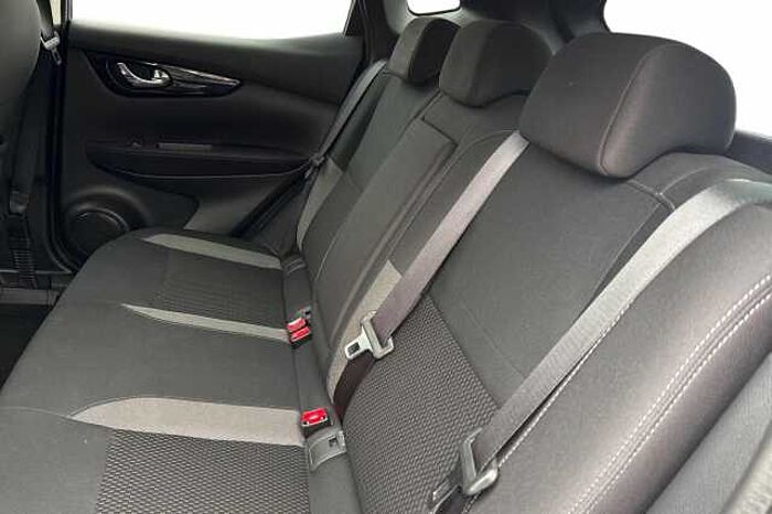 Nissan Qashqai 1.3 DiG-T 160 Acenta Premium 5dr DCT 