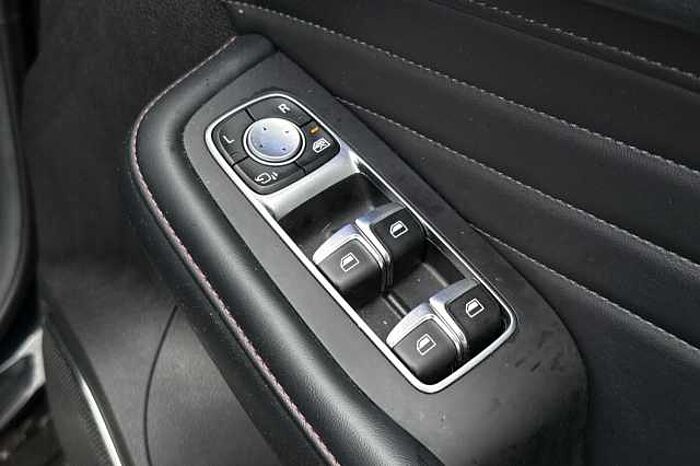 MG HS 1.5 T-GDI Exclusive 5dr DCT 