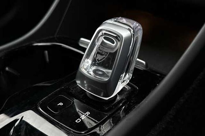 Volvo XC40 2.0 B4P Inscription Pro 5dr Auto 