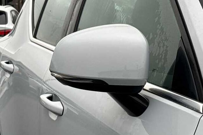 Volvo XC40 2.0 B4P Inscription Pro 5dr Auto 