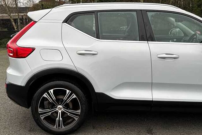 Volvo XC40 2.0 B4P Inscription Pro 5dr Auto 
