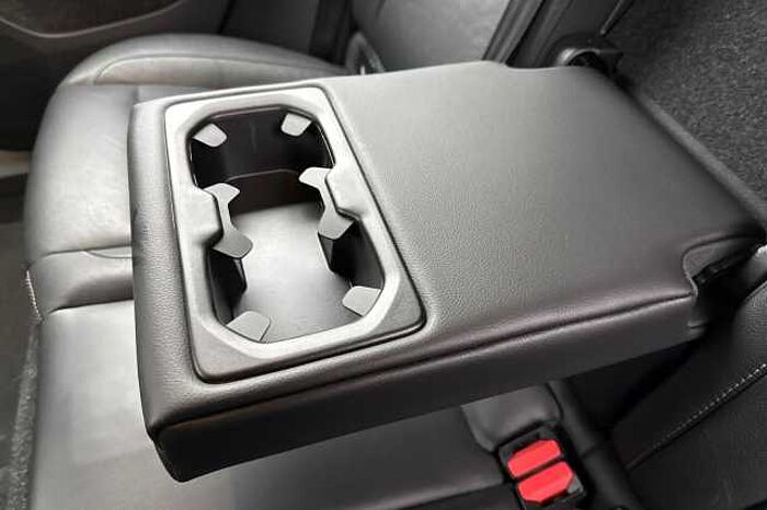 Volvo XC40 2.0 B4P Inscription Pro 5dr Auto 