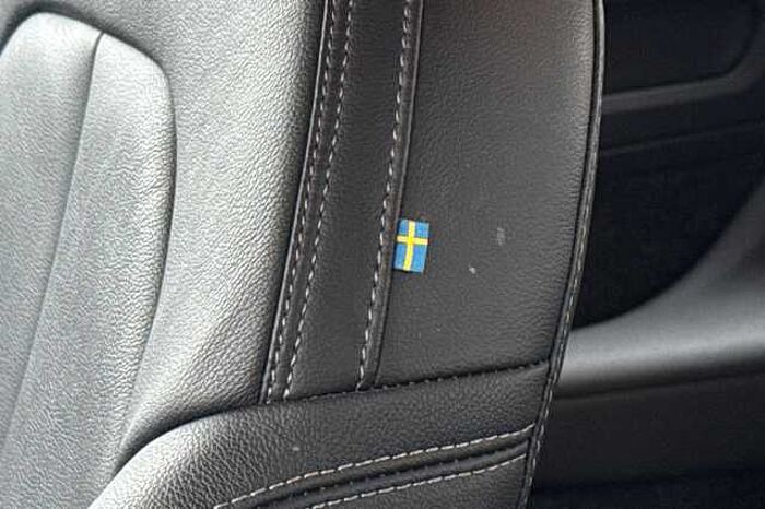 Volvo XC40 2.0 B4P Inscription Pro 5dr Auto 