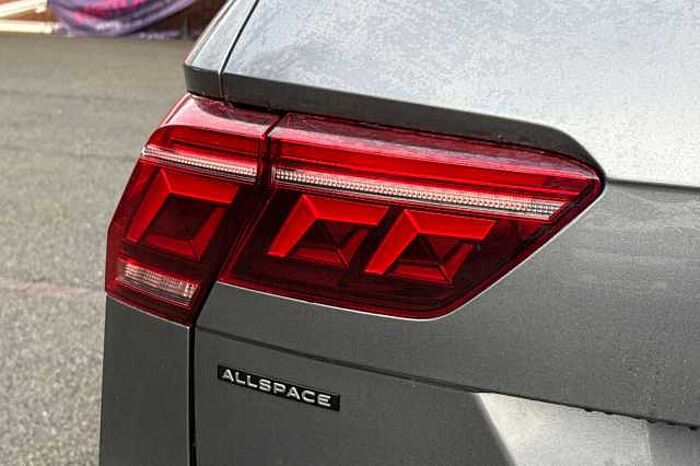 Volkswagen Tiguan Allspace 1.5 TSI R-Line 5dr DSG 