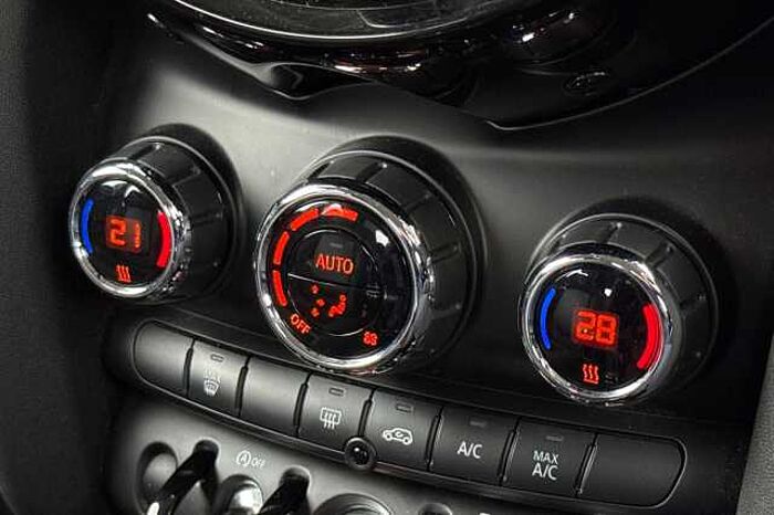 MINI Mini 1.5 Cooper 5dr 