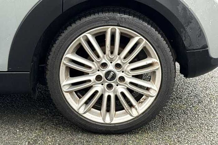 MINI Mini 1.5 Cooper 5dr 