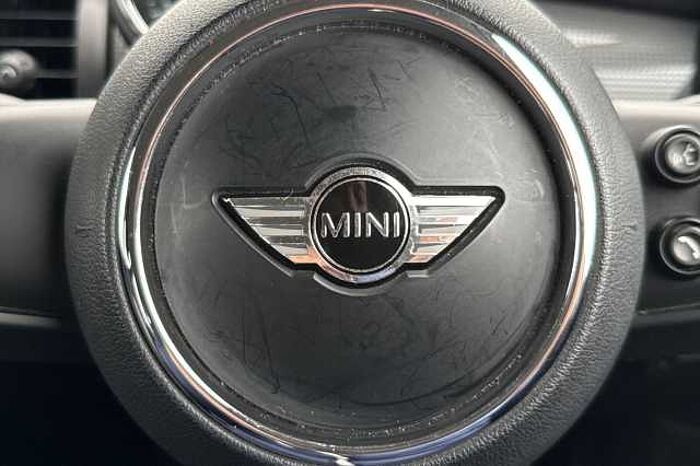 MINI Mini 1.5 Cooper 5dr 
