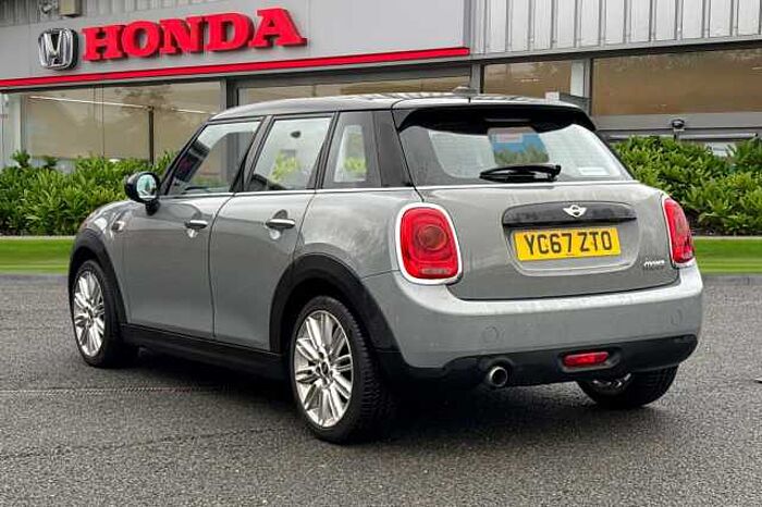 MINI Mini 1.5 Cooper 5dr 